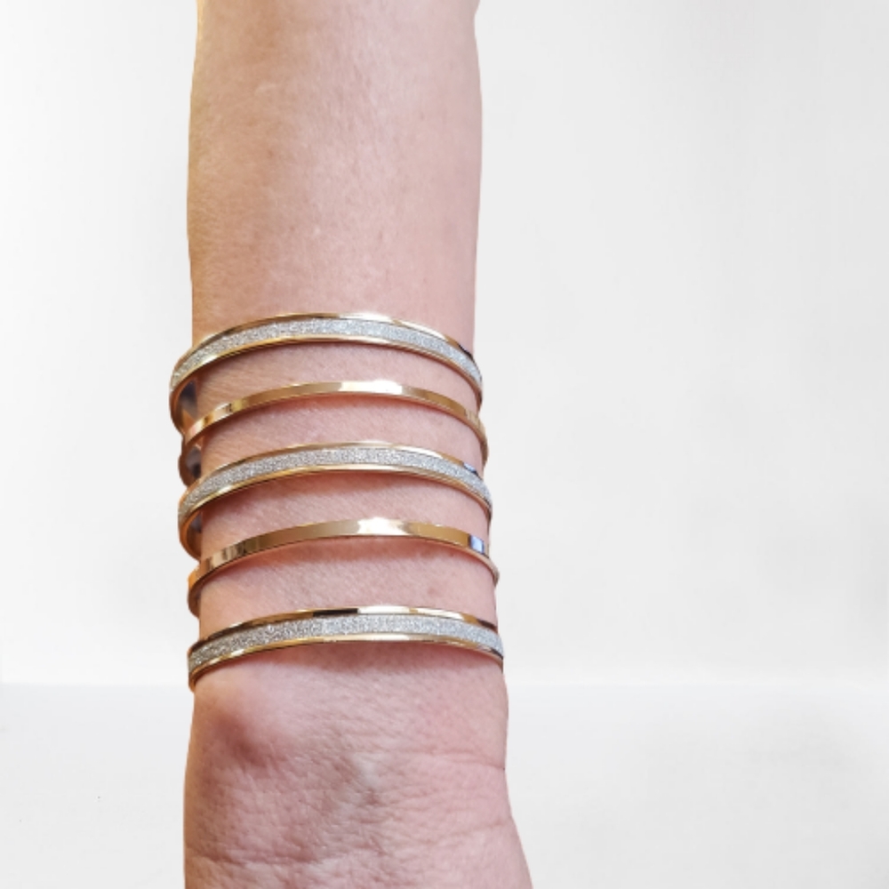 Goldtone & Diamond Bracelet